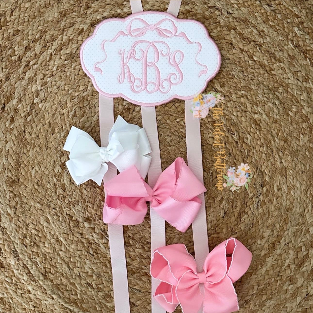 Bow holder with monogram