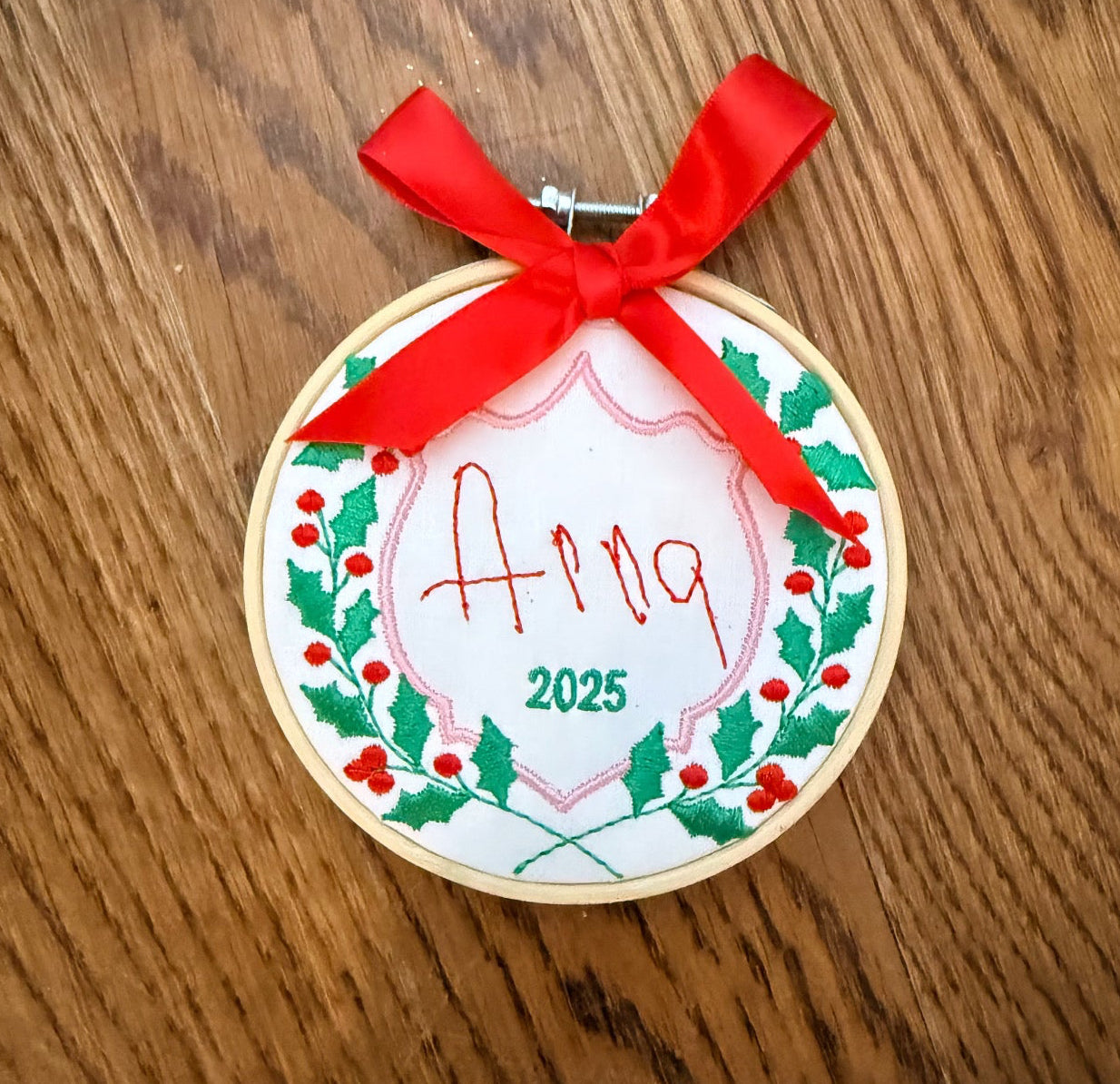🎄 Custom Embroidered Christmas Ornament Wreath – Personalized Keepsake for 2025 🎄