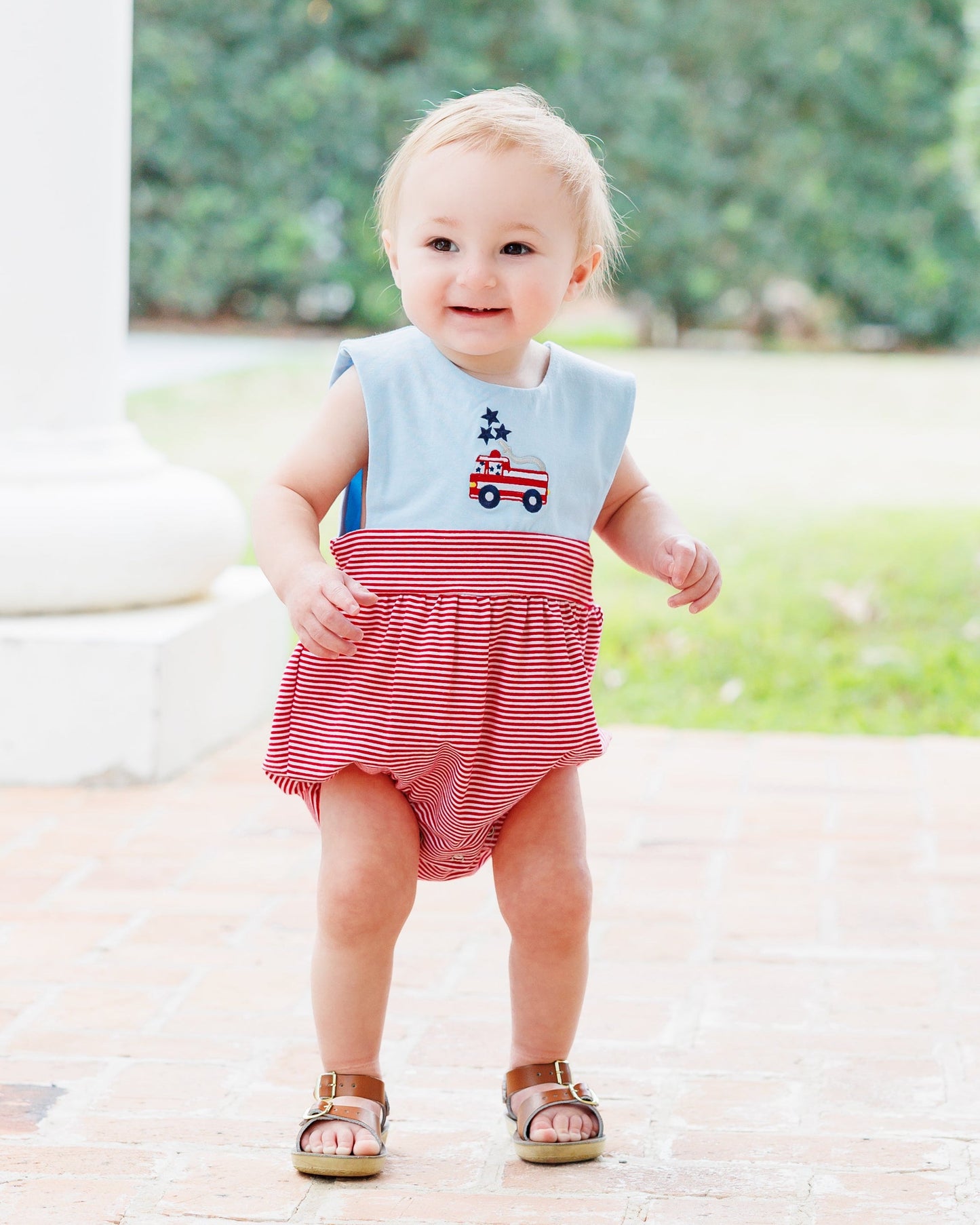 Stars and Sirens Bubble