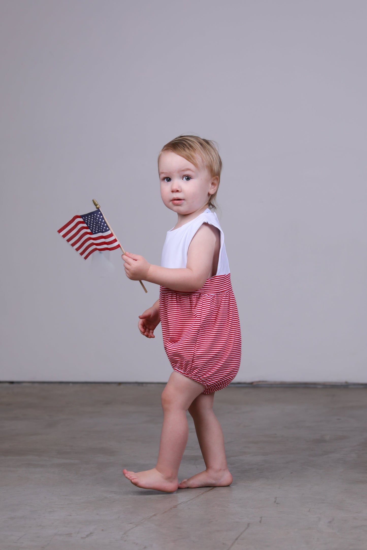 Benjamin Bubble - Red Stripe